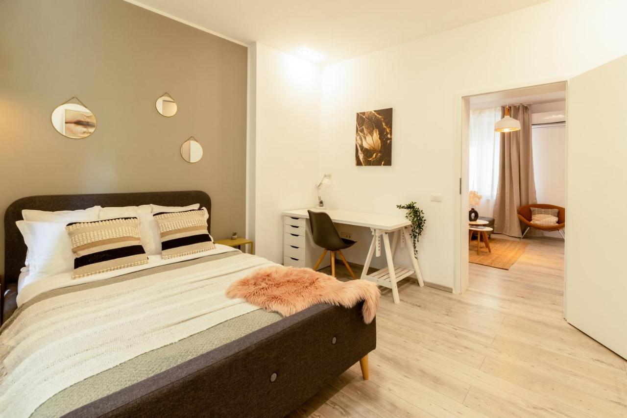 Ideal Stay: Spacious 2Br Apt Near Calea Victoriei Bukarest Exterior foto
