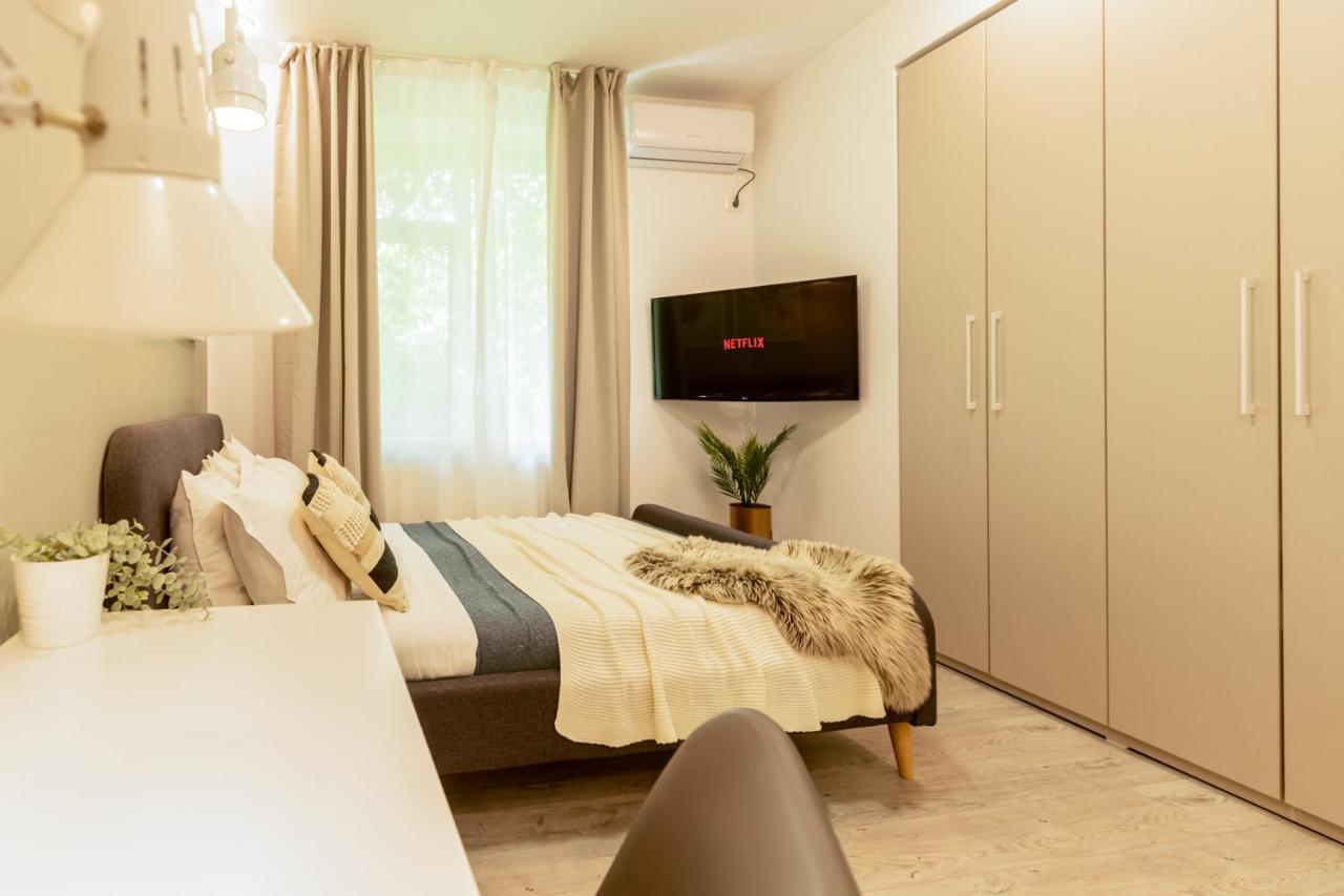 Ideal Stay: Spacious 2Br Apt Near Calea Victoriei Bukarest Exterior foto